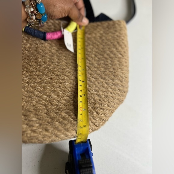 Gap jute tote bucket bag Tan Woven pink yellow blue Handle Beach Vacation NWT - Picture 6 of 8